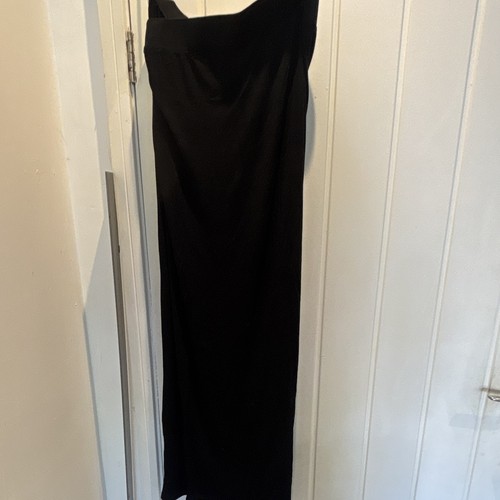 Select black solid - solid, a-line