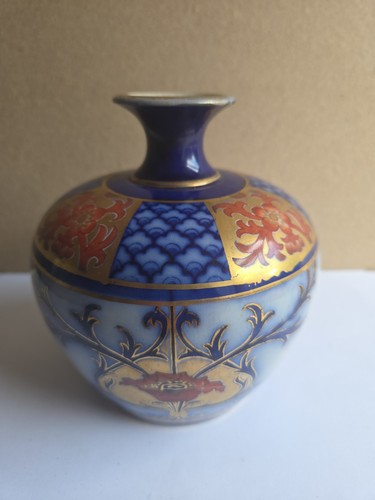 Moorcroft macintyre vase - moorcroft,