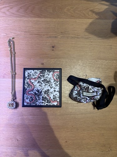Gucci logo pearl - gg,