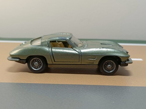 Corgi 310 chevrolet corvette - 310,