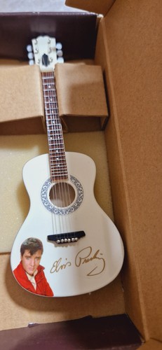 Elvis presley collectible - elvis,