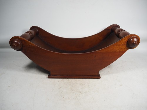 Vintage wooden cheese coaster - wooden,