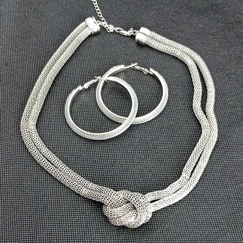 Silver tone mesh necklace - tone,