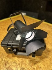 Showtec ACT Fresnel 20 WW Incl. Barndoor & Case Studio Theatre Stage Light