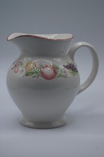 A LOVELY VINTAGE BOOTS Co PLC NOTTINGHAM MILK JUG IN THE ORCHARD PATTERN.