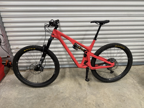 Yeti sb130 2022 - sb130, red