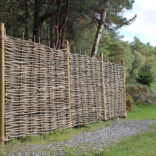 Hazel hurdle woven - hazel,