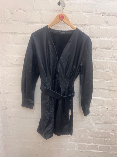 Bnwt zara leather look belted - leather,