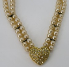 Sphinx Faux pearl vintage Art