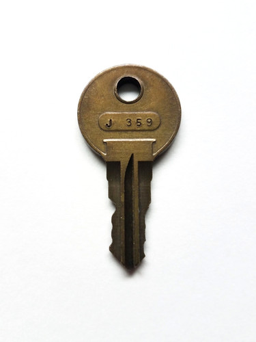Illinois key j359 vtg vending - illinois,
