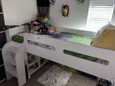 Julian Bowen White Kimbo Cabin