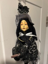 Witches of Pendle Daisy 25cm