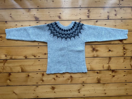 Cosy icelandic hand knitted - cosy,
