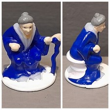 Polly Pocket Style Wise Old