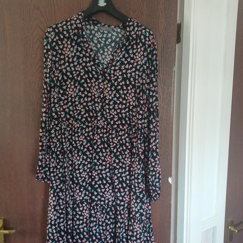 Dresses size used - size, 16
