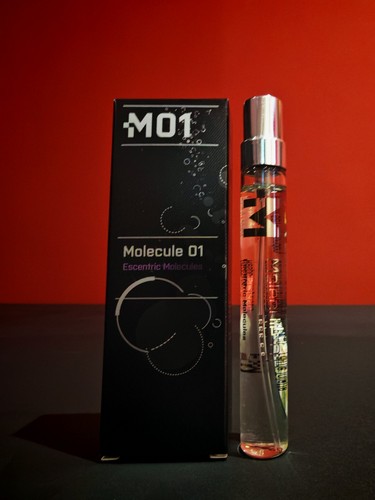 New escentric molecules - ~,