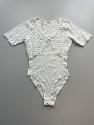 Vintage white lace trim - white,