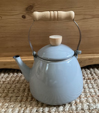 Garden Trading Light Grey Enamel 2 Litre Traditional Stove Top Steel Base Kettle