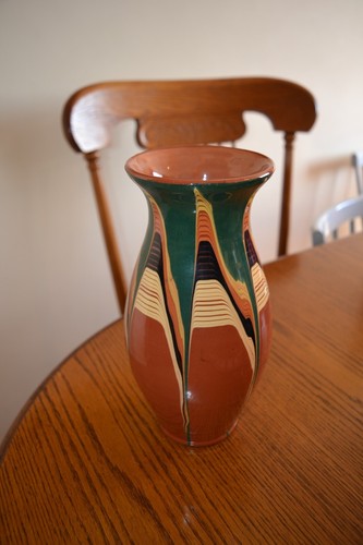 Bulgarian slipware vase - slipware,