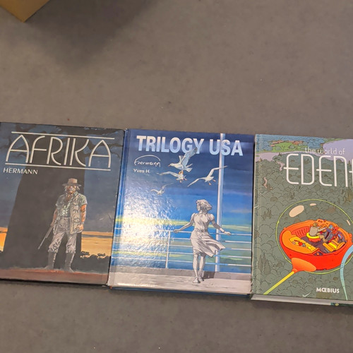 Hardcover graphic novel - hardcover, lot