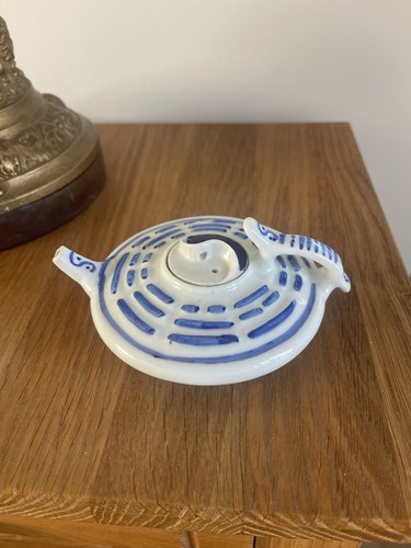 Small chinese porcelain teapot - porcelain,