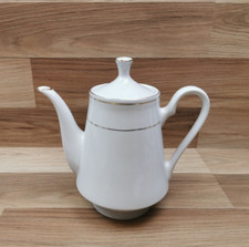 Crown Ming Fine China Classic Gold by Jian Shiang Coffee Pot