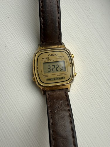 Casio ladies retro digital - casio,