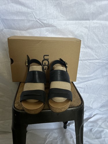 Ugg real leather wedge - real,
