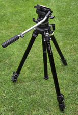 Manfrotto 055B Black Professional Tripod with Model 200 Pan / Tilt Head & Plate