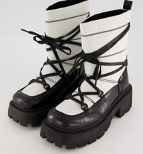 SHELLYS LONDON BLACK AND WHITE