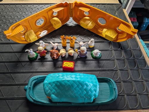 Noah ark wheeled toy - noah's,
