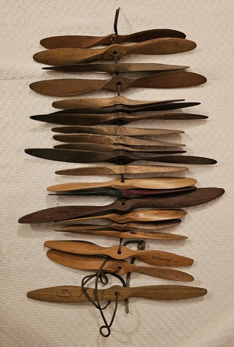 Vtg wood propellers 2blade - propellers,
