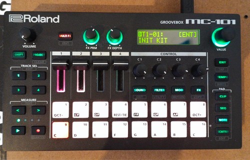 Roland 101 groovebox - roland, mc-101