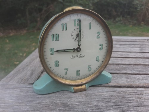 Vintage smith alarm clock - smith,