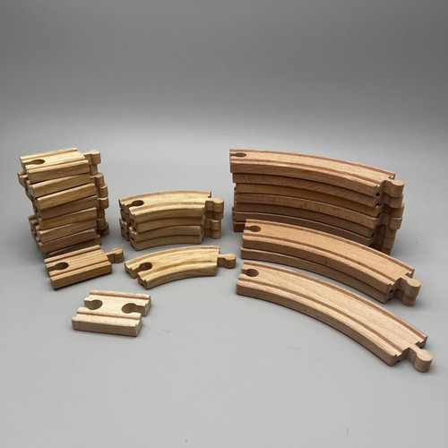 Brio compatible curved - compatible, wooden