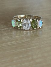 9ct Gold Ladies 5 Stone Dress