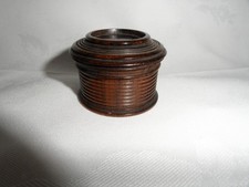 ANTIQUE SMALL TURNED WOODEN SNUFF BOX ? SIZE APPROX 4cm x 3 cm approx