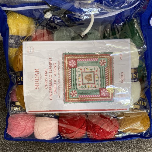 Sirdar christmas gingerbread - christmas,