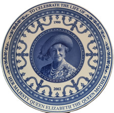 Wedgewood Queen Mother 2002 Commemorative Plate Mint Condition