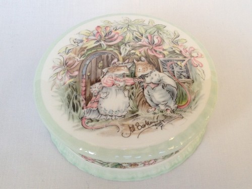 Royal doulton brambly - doulton,