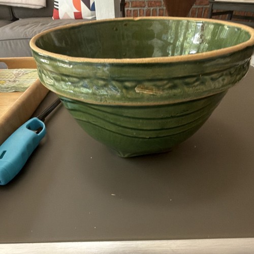 Mccoy green glossy ceramic - glossy,