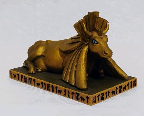 Cow parade egyptian princess - egyptian,