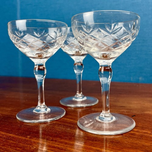 Set vintage cut crystal - of,