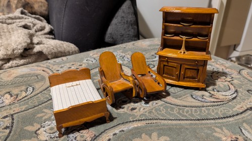Vintage albert price piece - e,