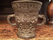 HEAVY ANTIQUE BRONZE DUTCH MORTAR INSCRIBED’ACOVES SERKE HEFT MY CHEGOTEN 1576