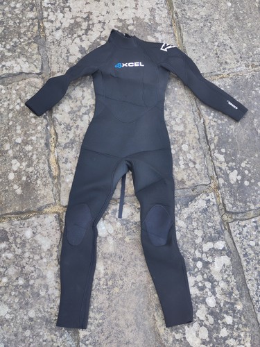 Xcel youth wetsuit 132 - xcel,