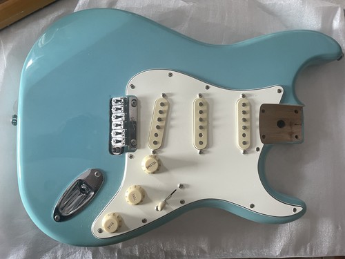 Fender stratocaster loaded - fender,