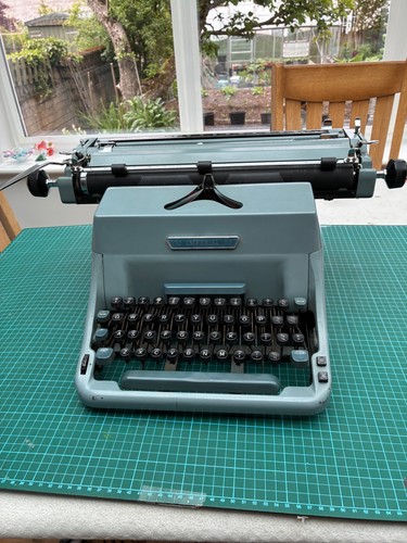 Imperial typewriter vintage - imperial,