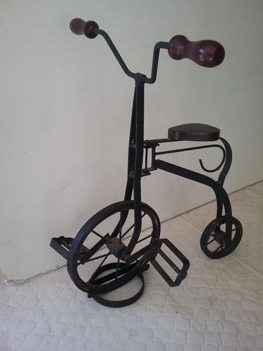 Model vintage push bike - model,