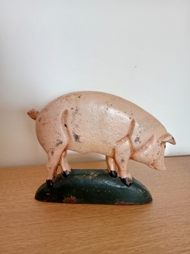 Vintage pig cast - cast, iron